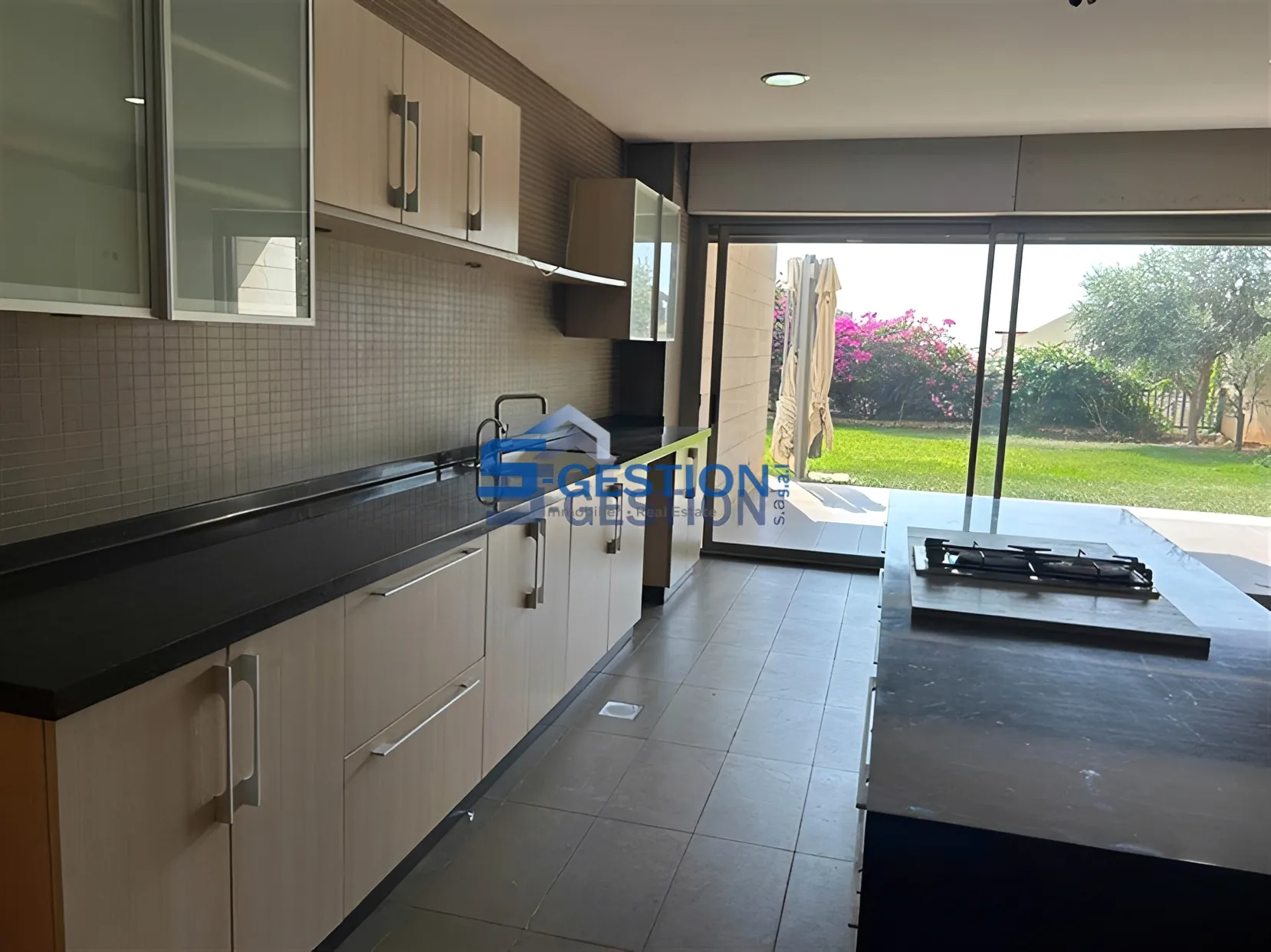 Apartment for Rent in Dik El Mehdi