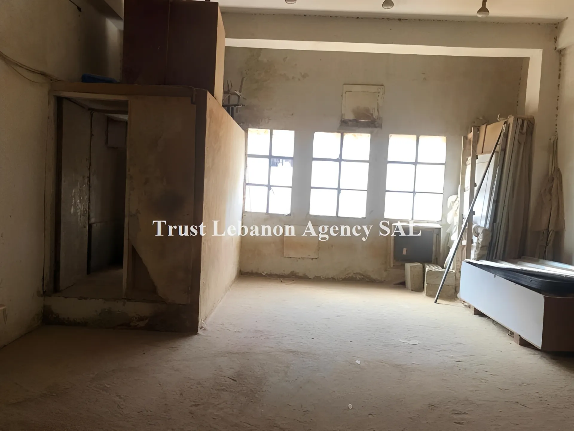 Commercial Property For Sale in Metn, Mansourieh