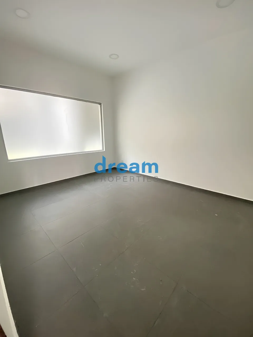 Office for rent in Horch Tabet, Lebanon