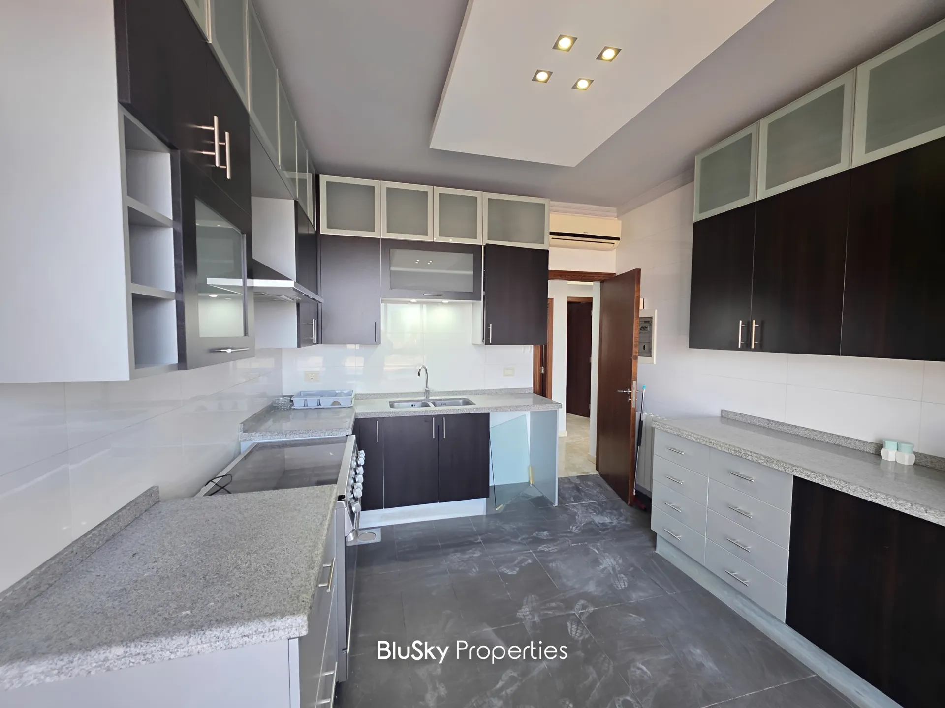 Apartment for rent in Dekwaneh, lebanon