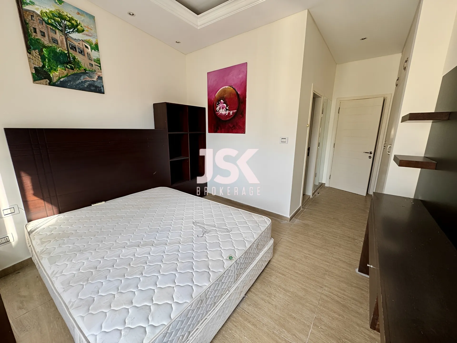 Apartment for Sale in Hamra