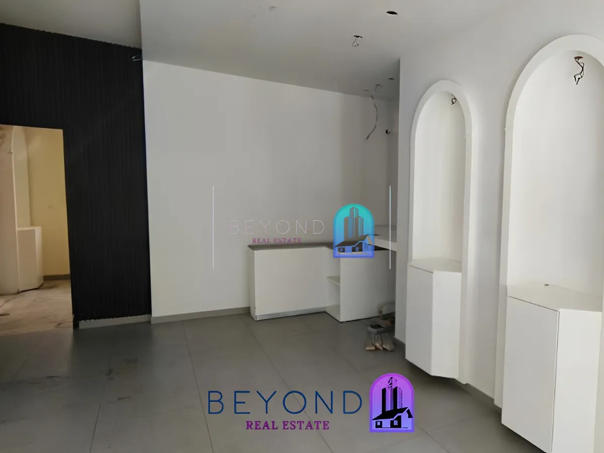Shop for rent in Snoubra, Beirut, Lebanon