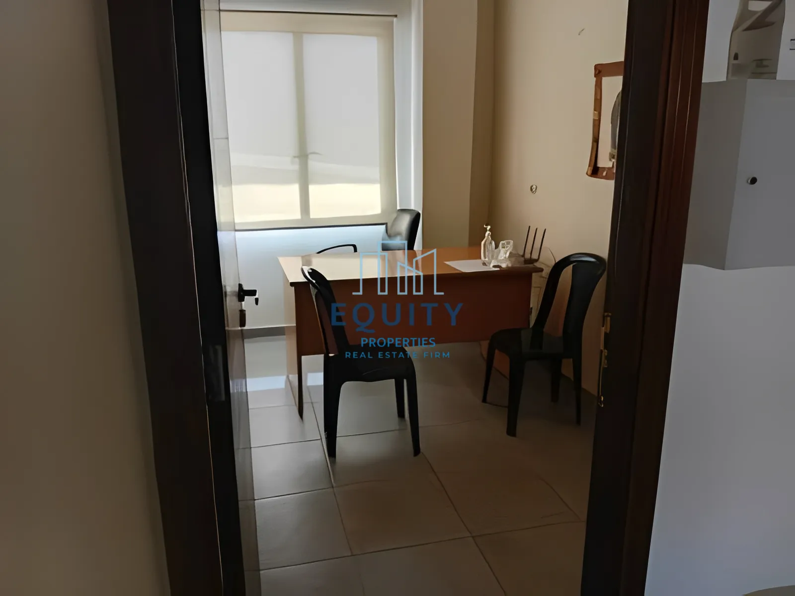 Office for rent in Baoushrieh