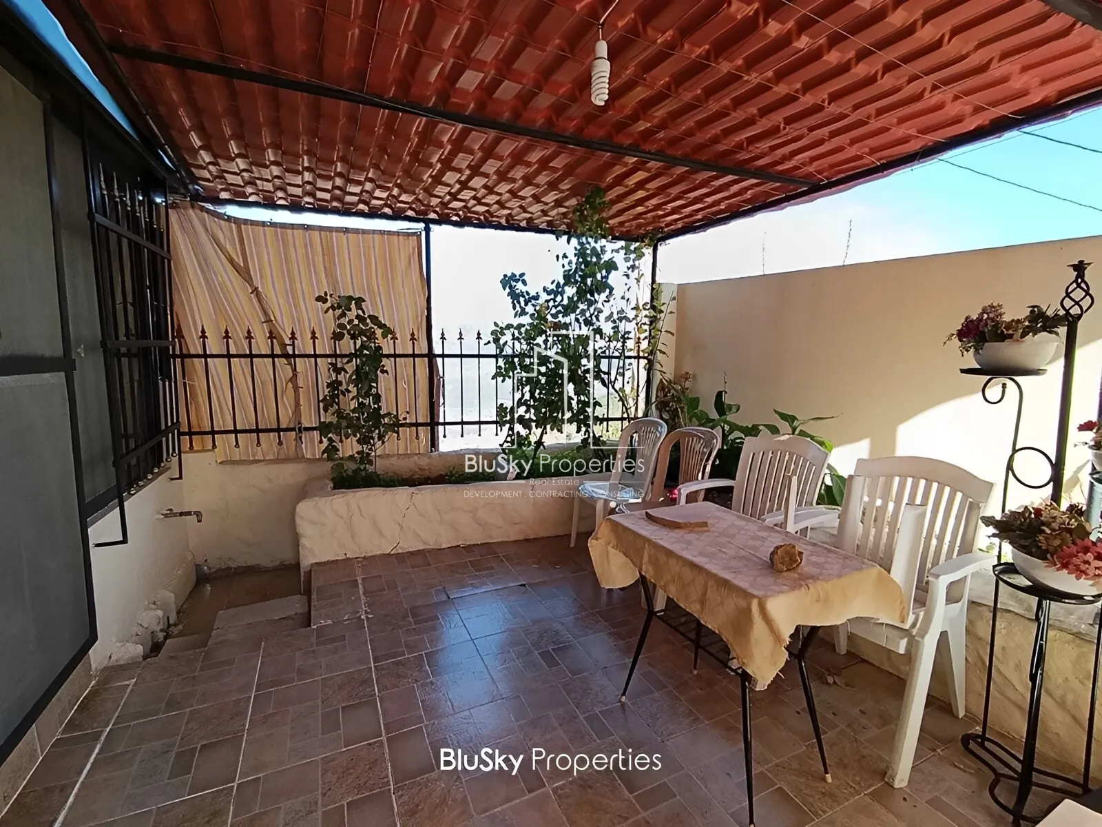 Apartment for Sale in Zaaitre - 3 bed, 2 bath
