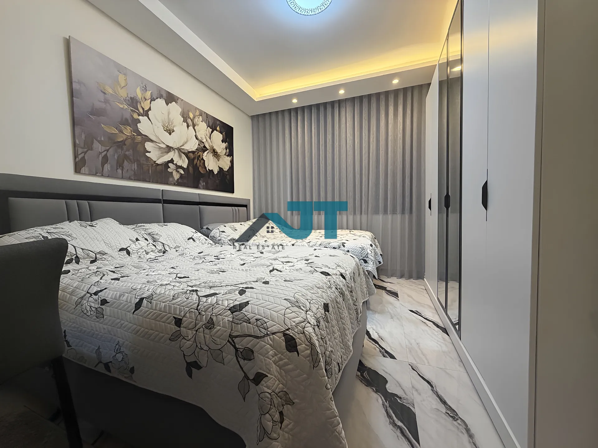 Apartment for rent in Achrafieh, beirut, lebanon