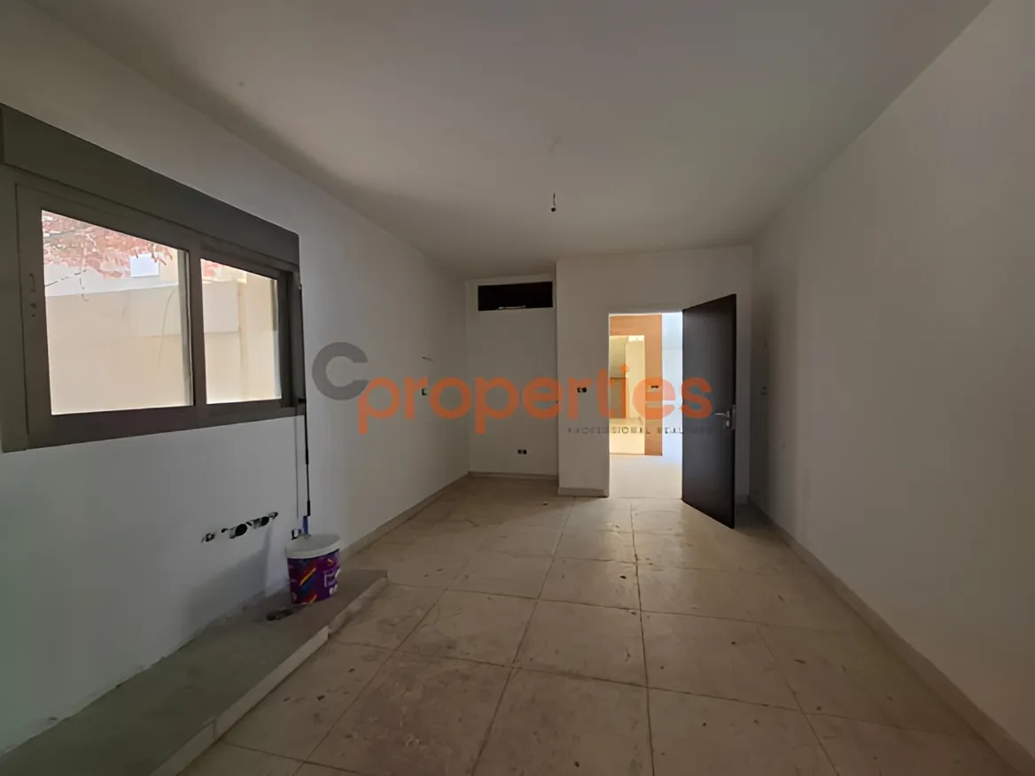 Apartment for Sale in Haret Sakher