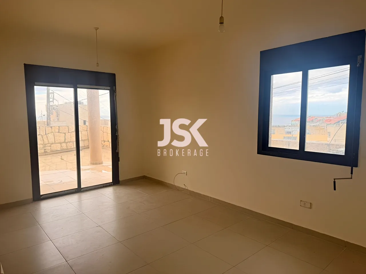 Apartment for Sale in Halat