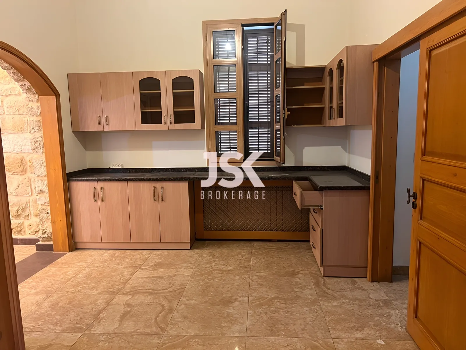Villa for Sale in Souq El Gharb
