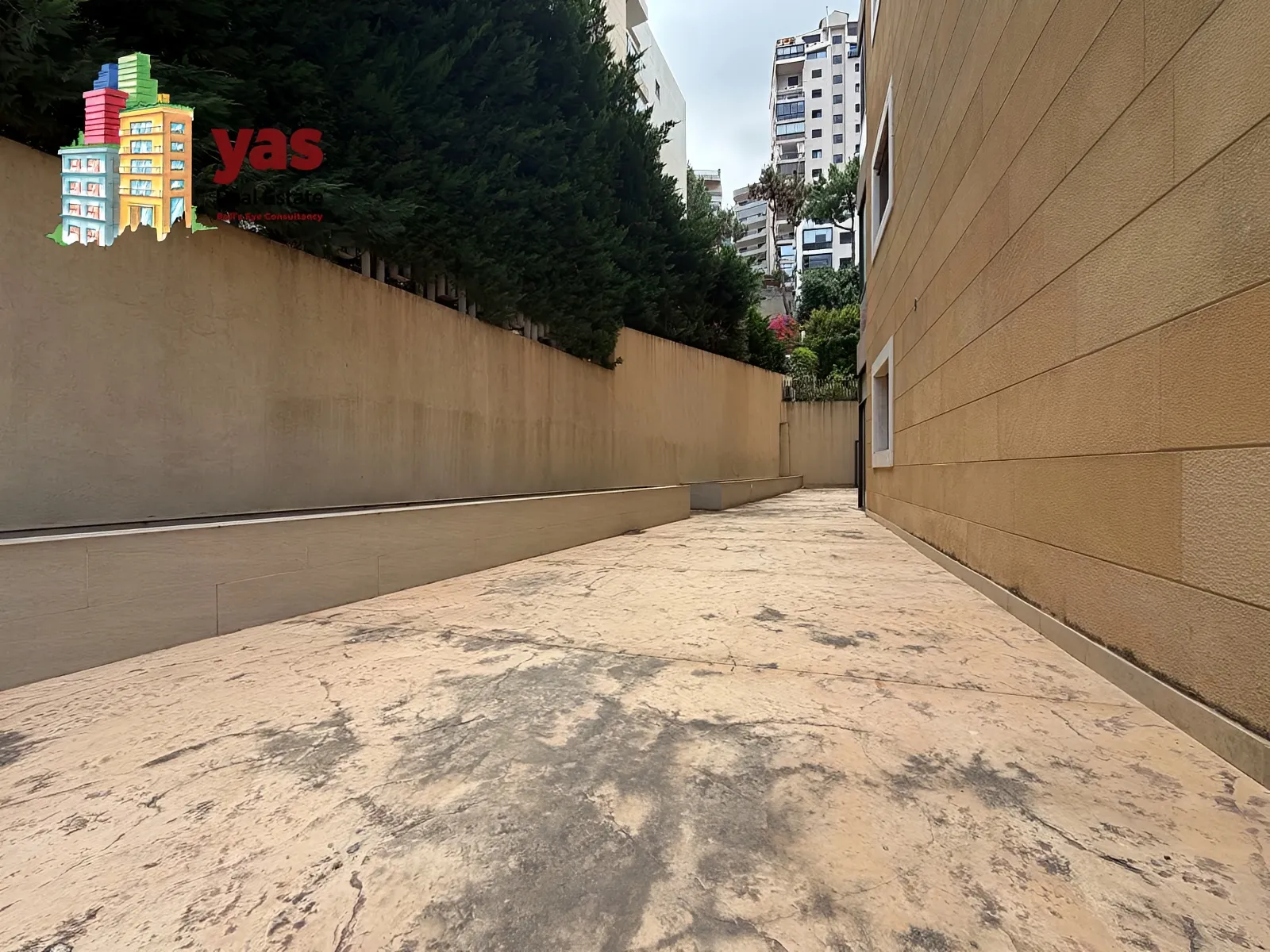 Apartment for Sale in Haret Sakhr