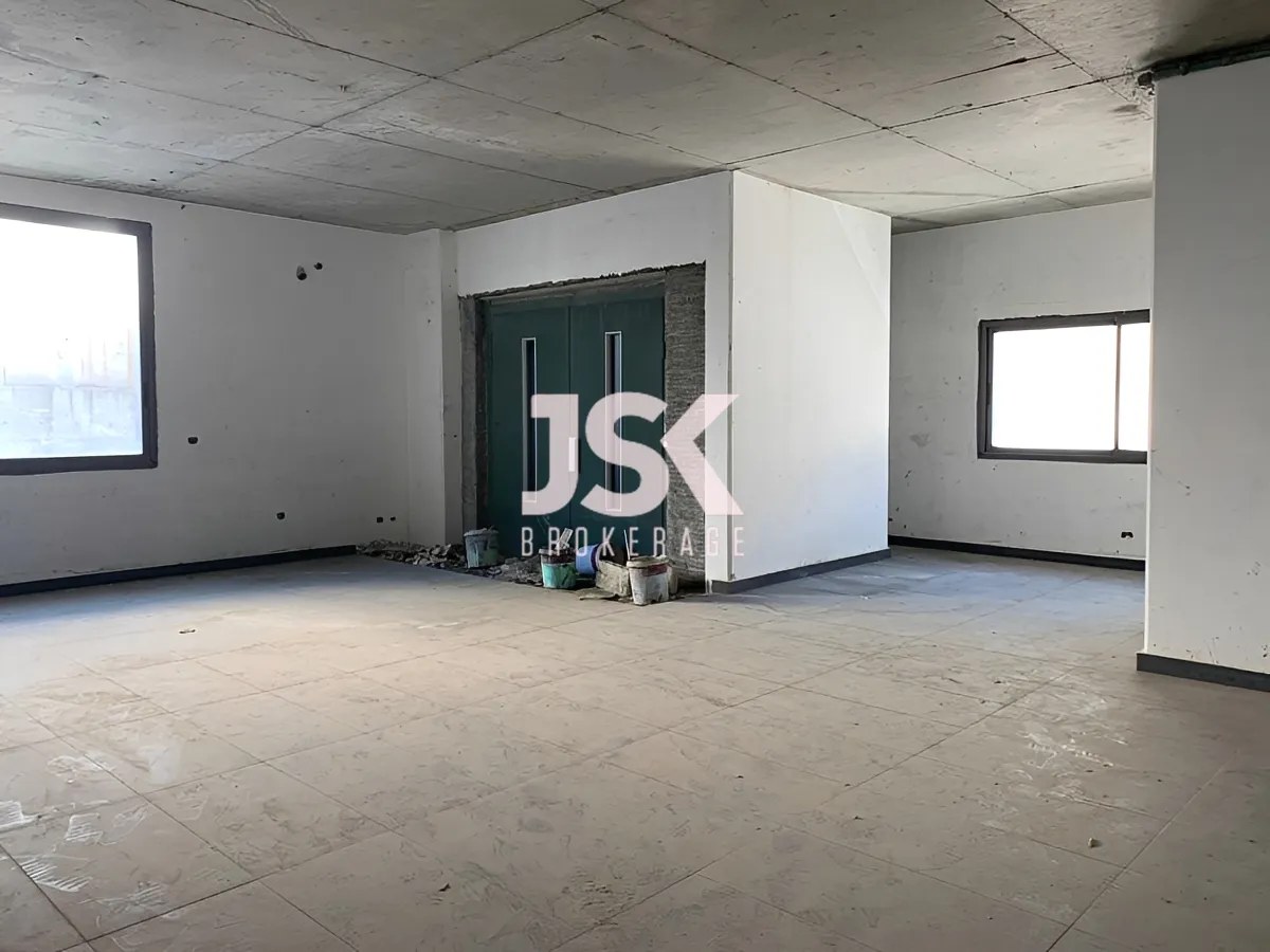 Office for rent in Mkalles