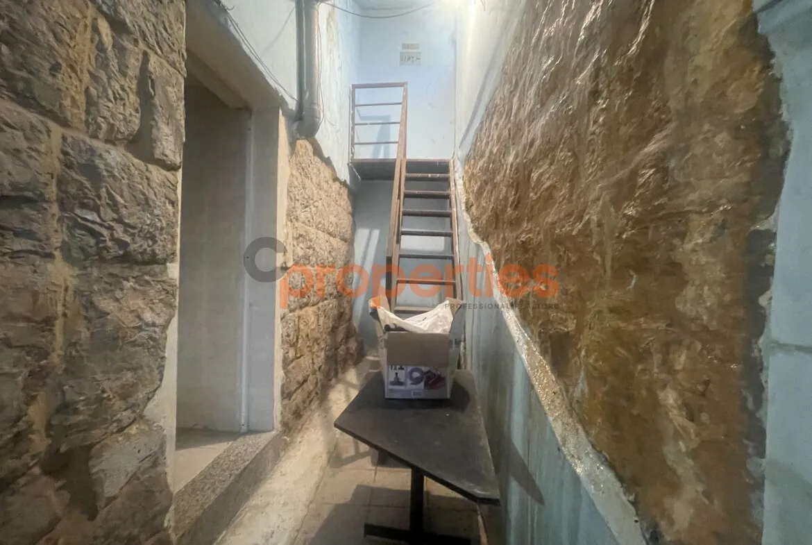 Restaurant for Sale in Rayfoun
