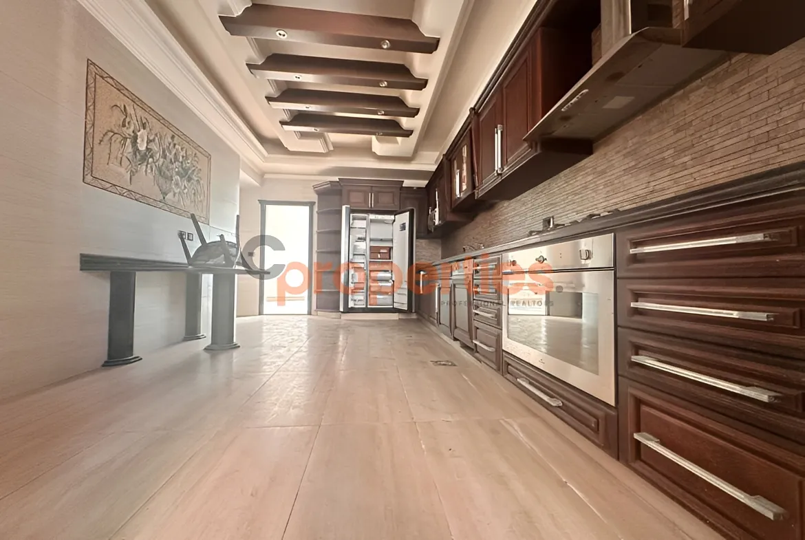 Apartment for Rent in Raoucheh