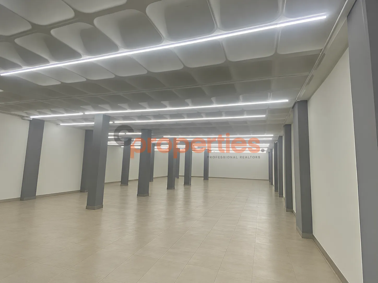 Showroom for rent in Mkalles, Lebanon