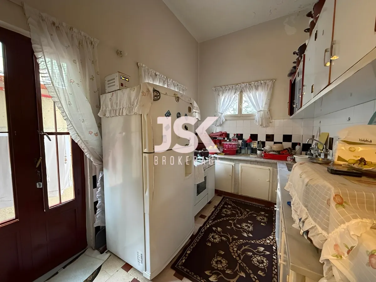 Apartment for Sale in Caree d'or, Achrafieh, Beirut, Lebanon