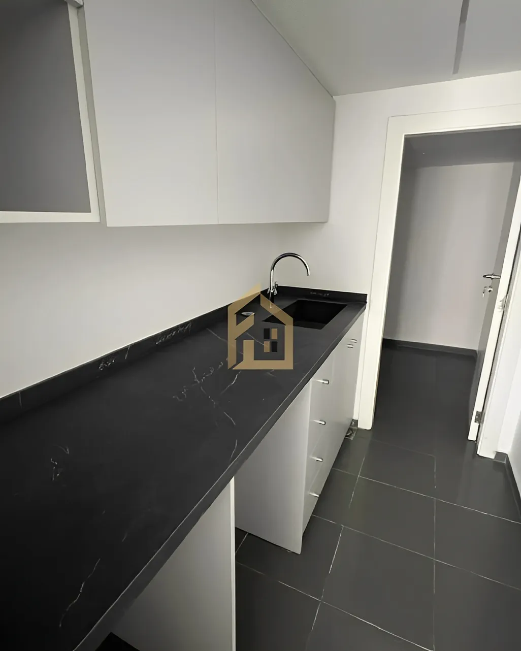Office for Rent in Baouchriyeh, Lebanon
