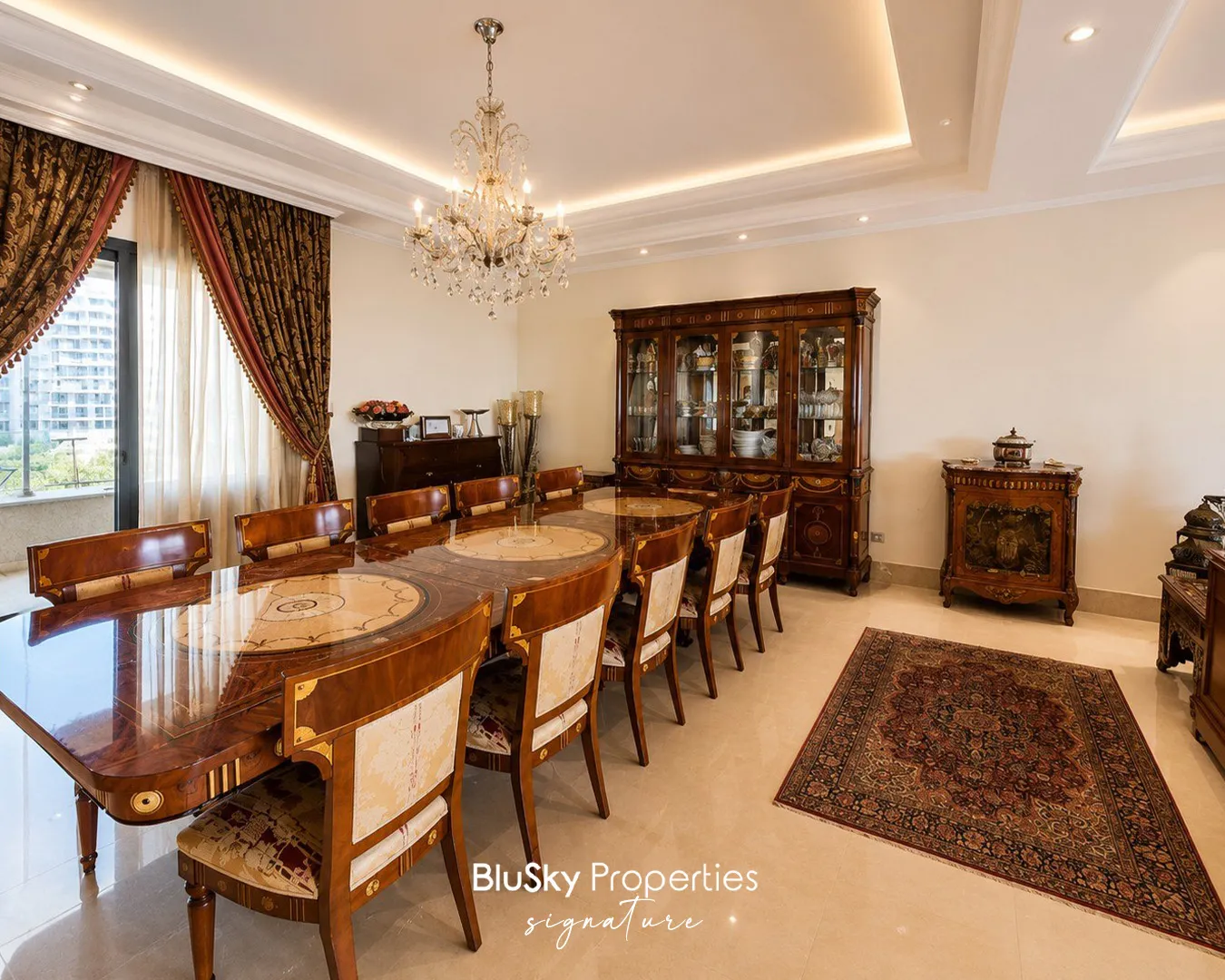 Apartment for rent in Ain el-mreisseh, beirut, lebanon