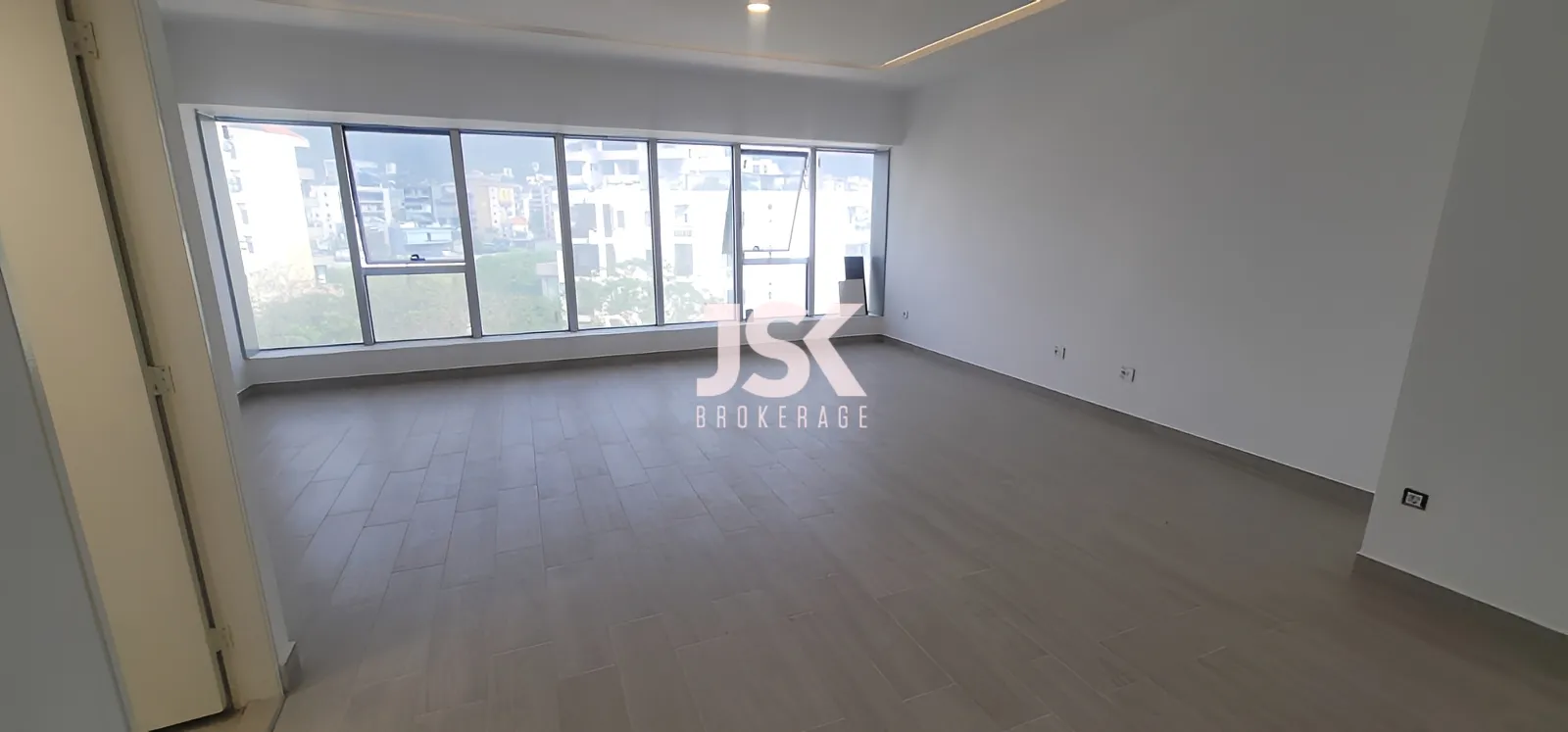 Office for rent in Kaslik