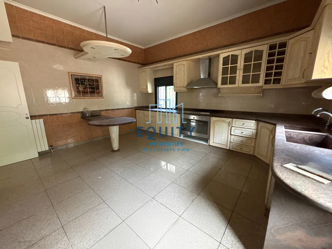 Villa for rent in Kfar Yassine, Lebanon - 3 bed, 4 bath