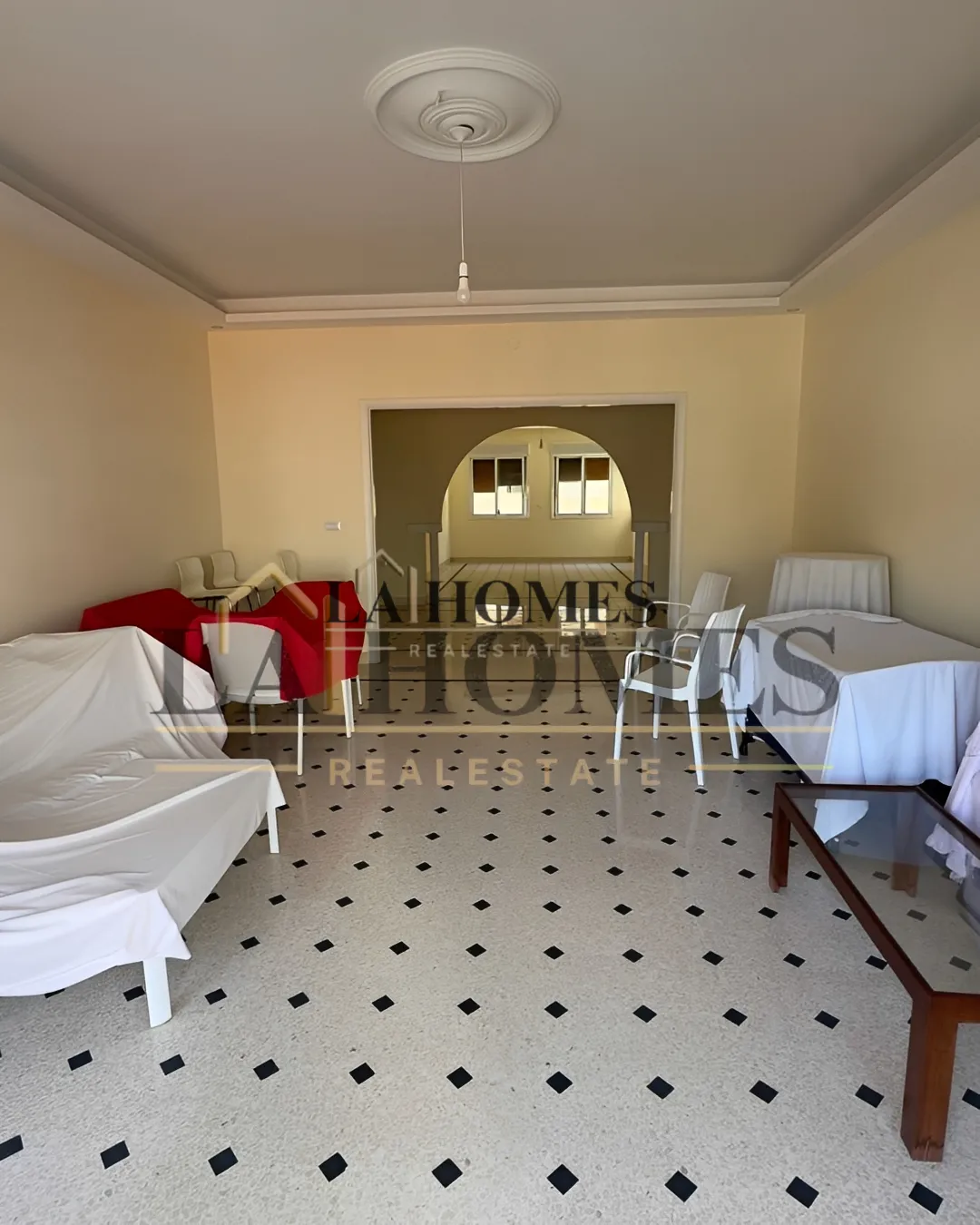 Apartment for rent in Caree d'or, achrafieh, lebanon