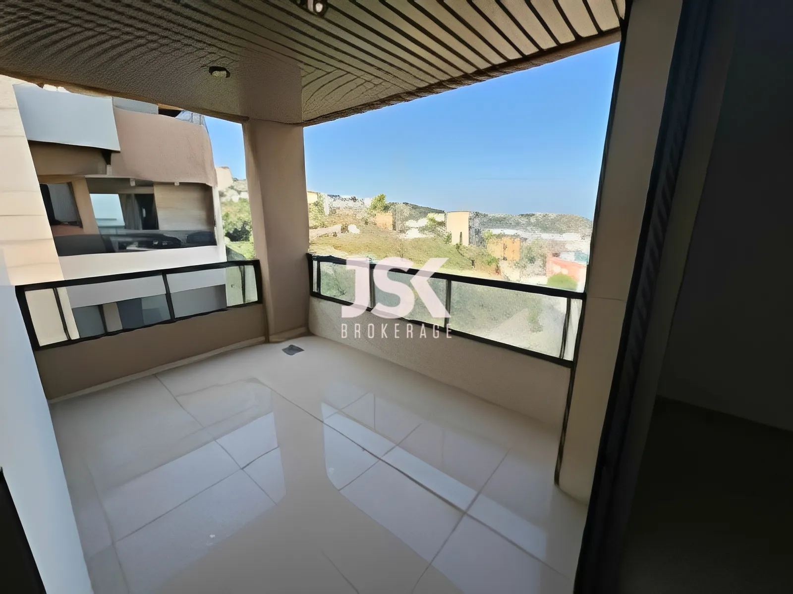 Apartment for Rent in Mazraat Yachoua - 3 bed, 3 bath