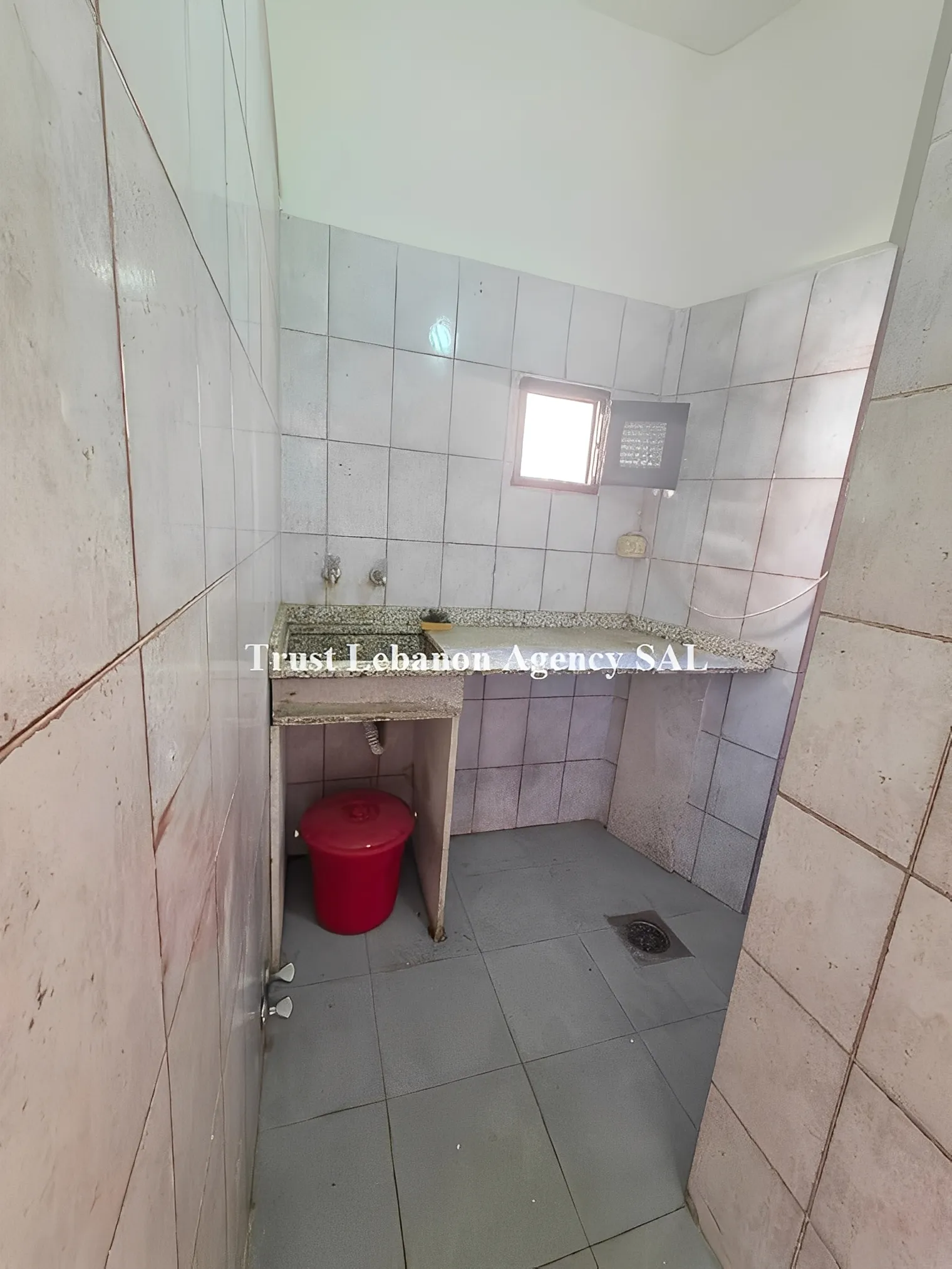 Office For Rent in Metn, Sin El Fil
