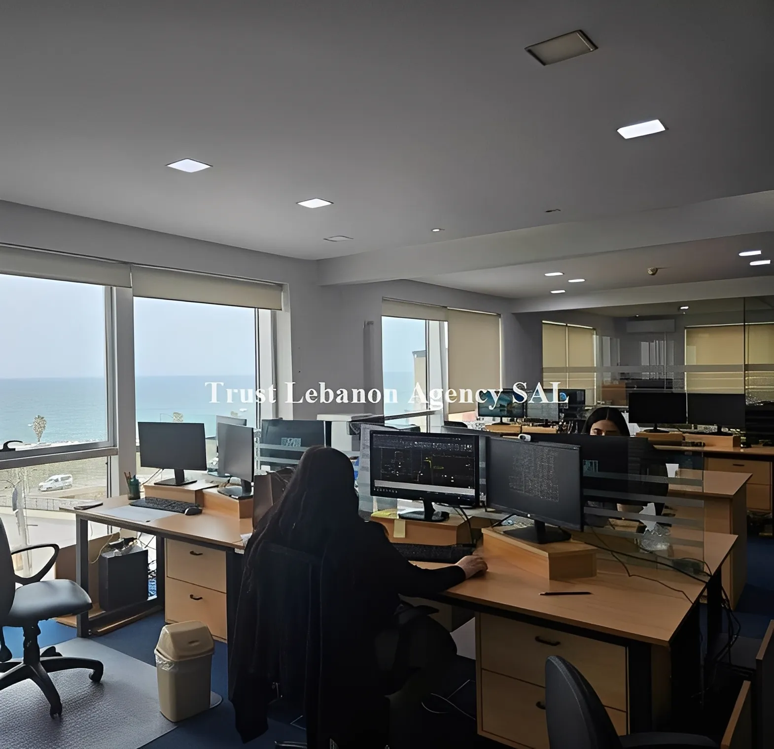 Office for rent in Metn, Dbayeh