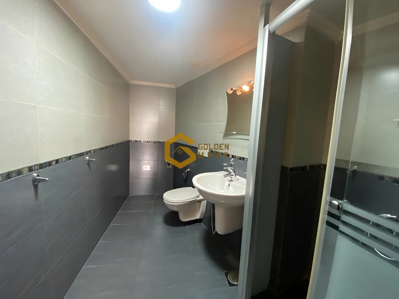 Apartment for Rent in Haret Sakher