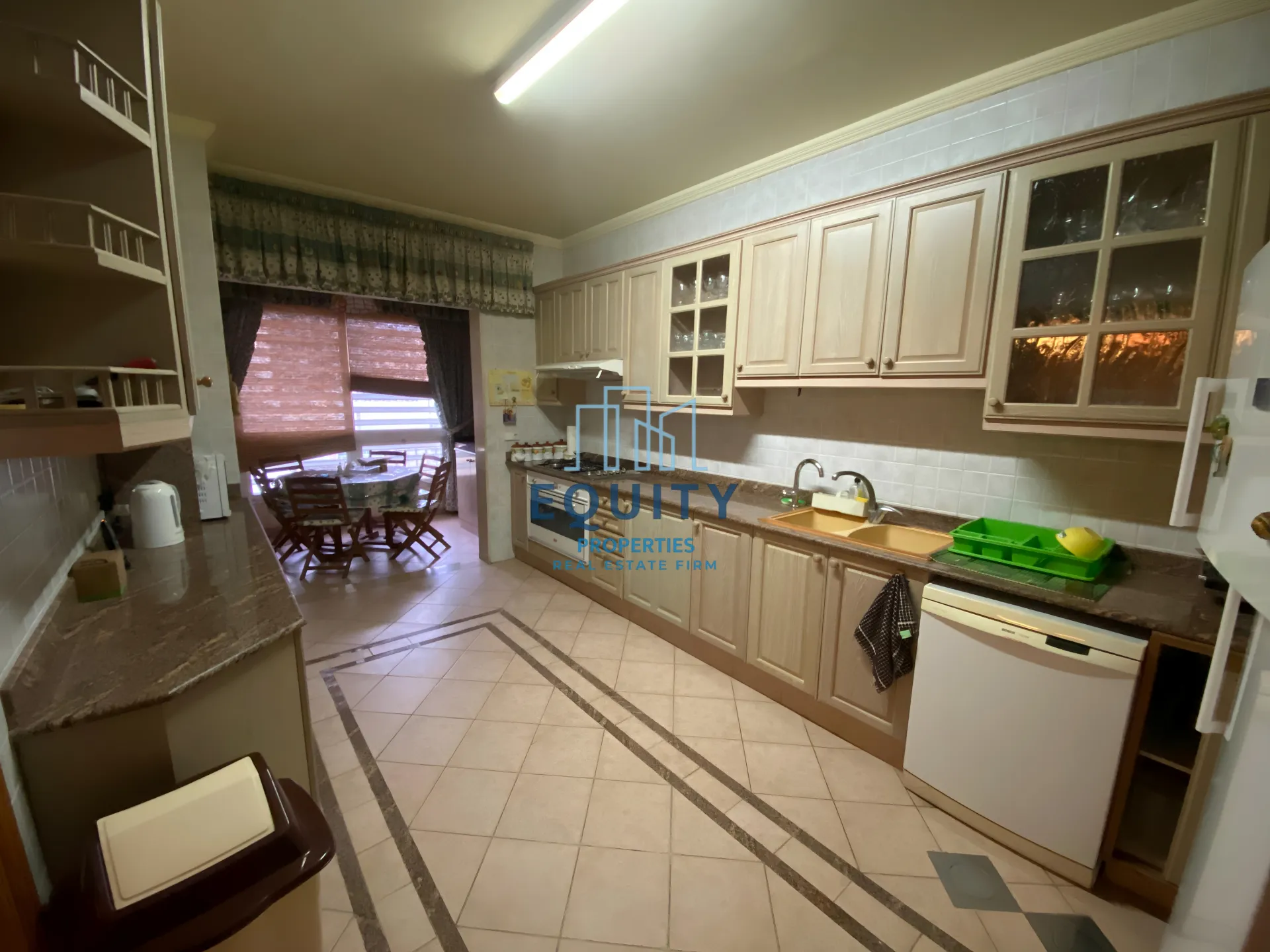 Apartment for Sale in Hamra