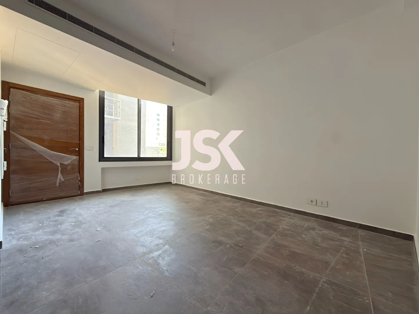 Loft for sale in Achrafieh, Beirut, Lebanon - 1 bed, 1 bath