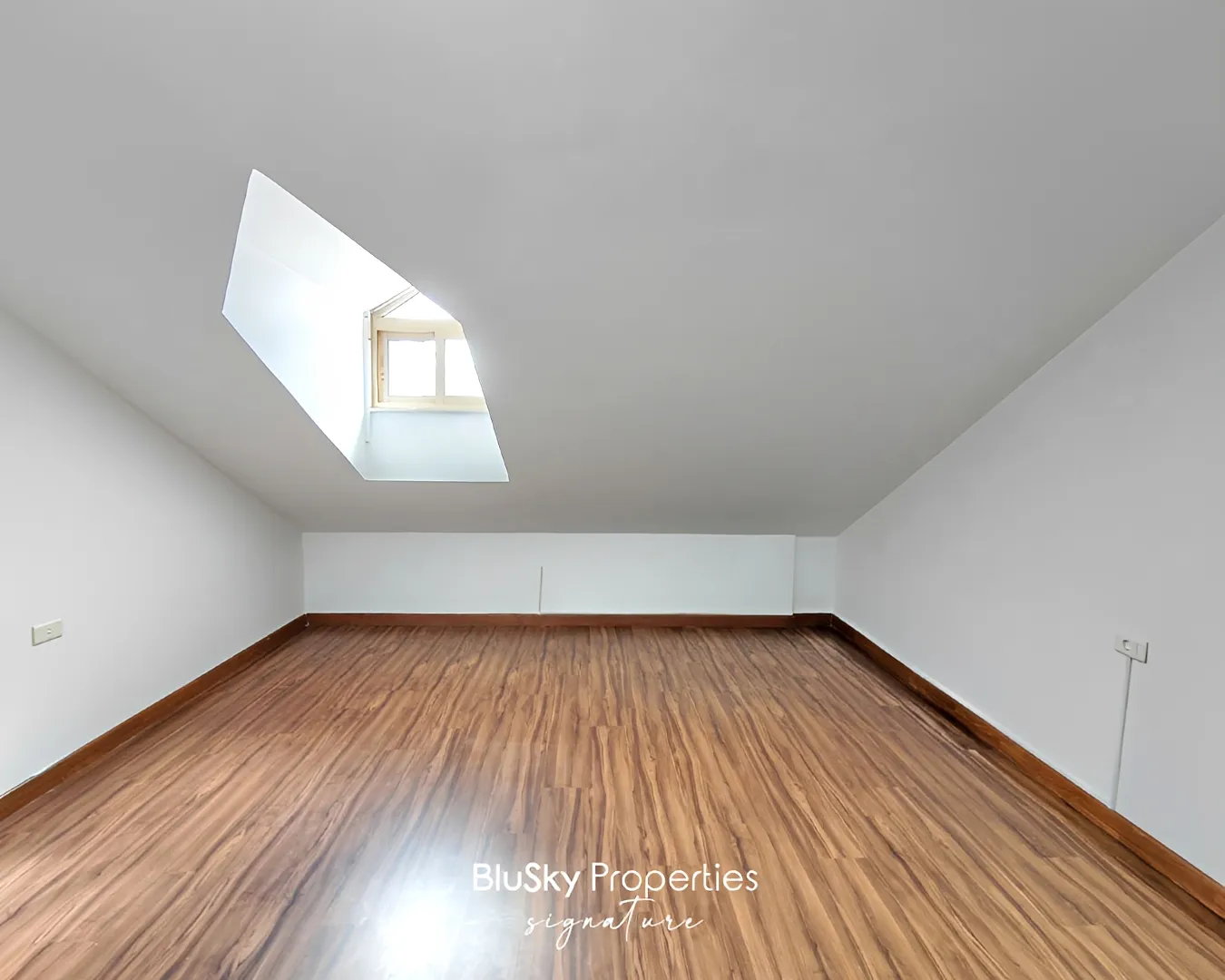 Apartment for rent in Baabdat