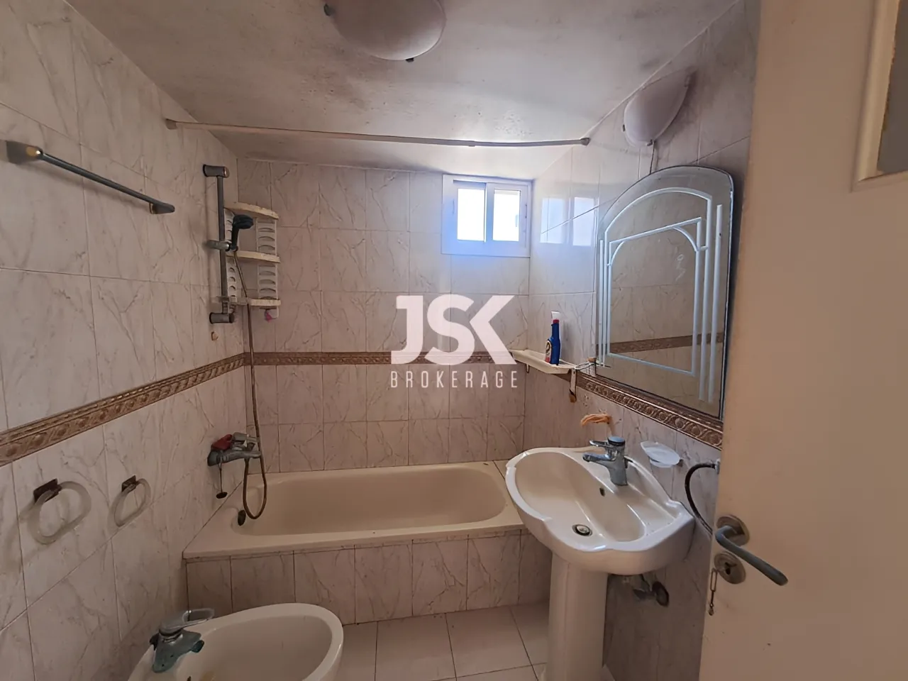Apartment for Sale in Ras