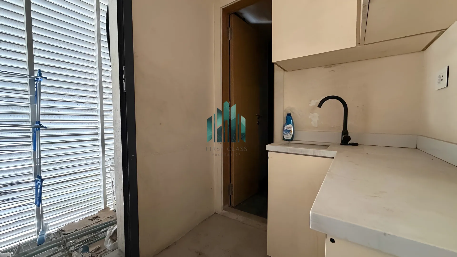 Office for rent in Naqqache, lebanon