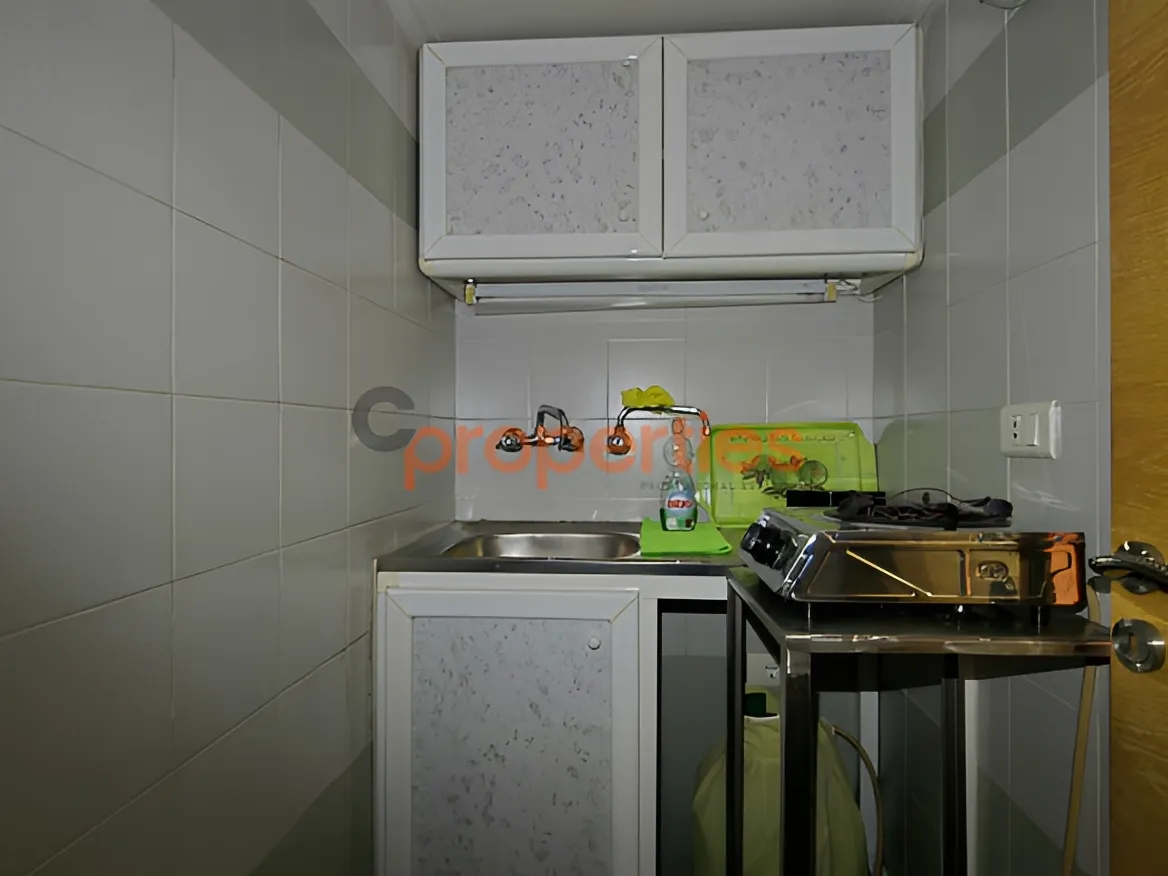 Office for Rent in Forn El Chebbak
