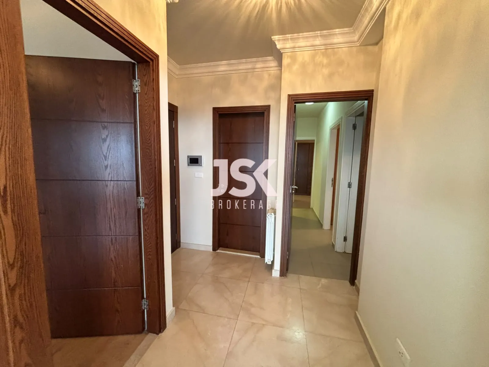 Apartment for Rent in Qornet El Hamra