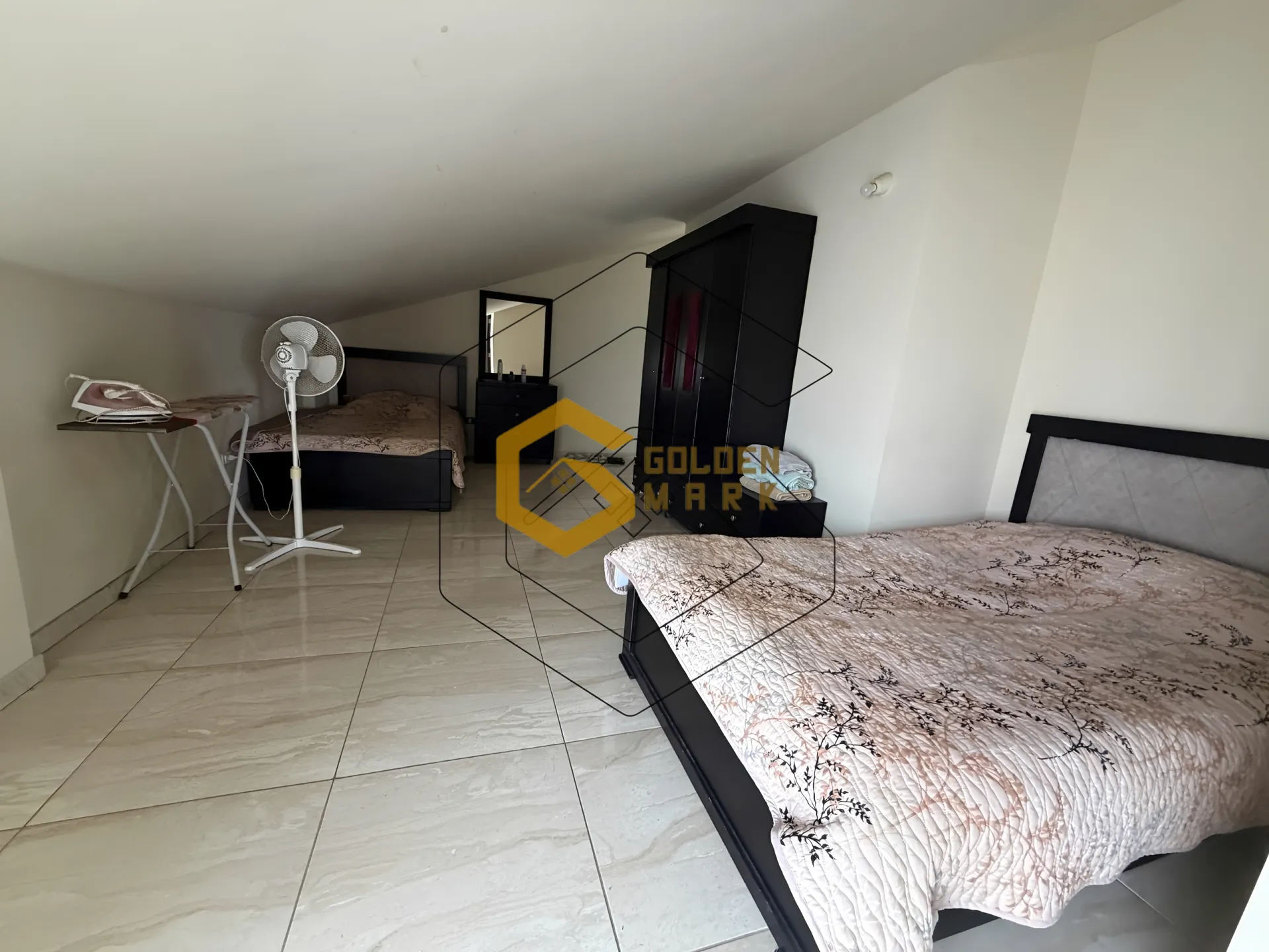 Apartment for Rent in Safra