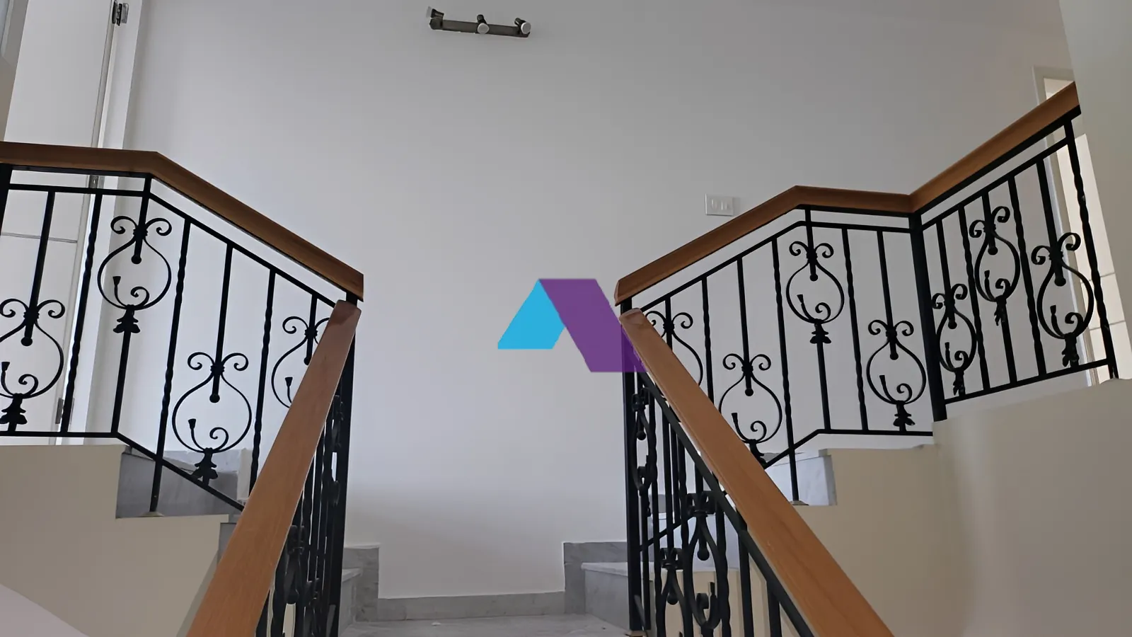 Apartment for Sale in Jounieh - 4 bed, 4 bath