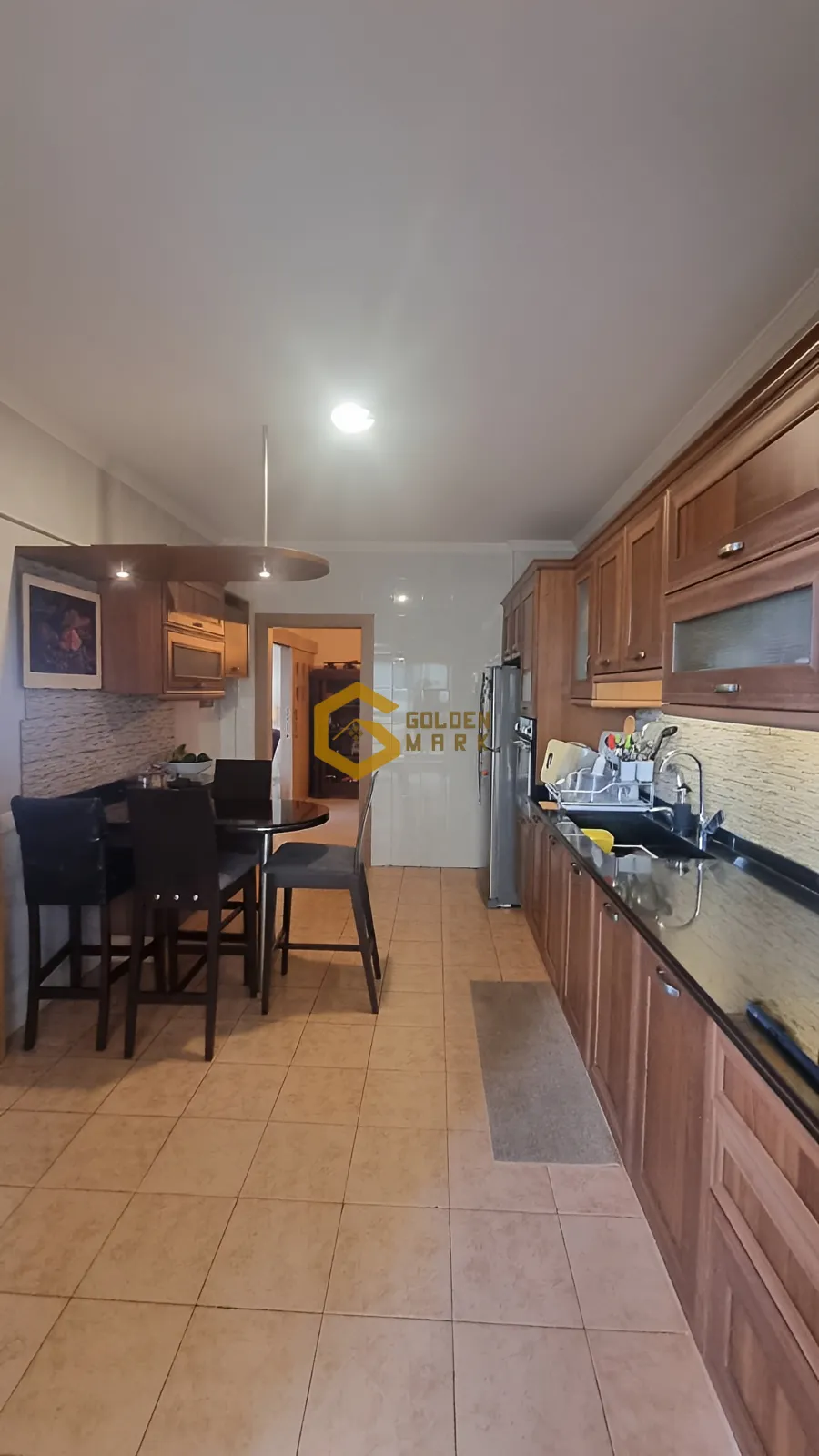 Apartment for Sale in Ain Aalaq