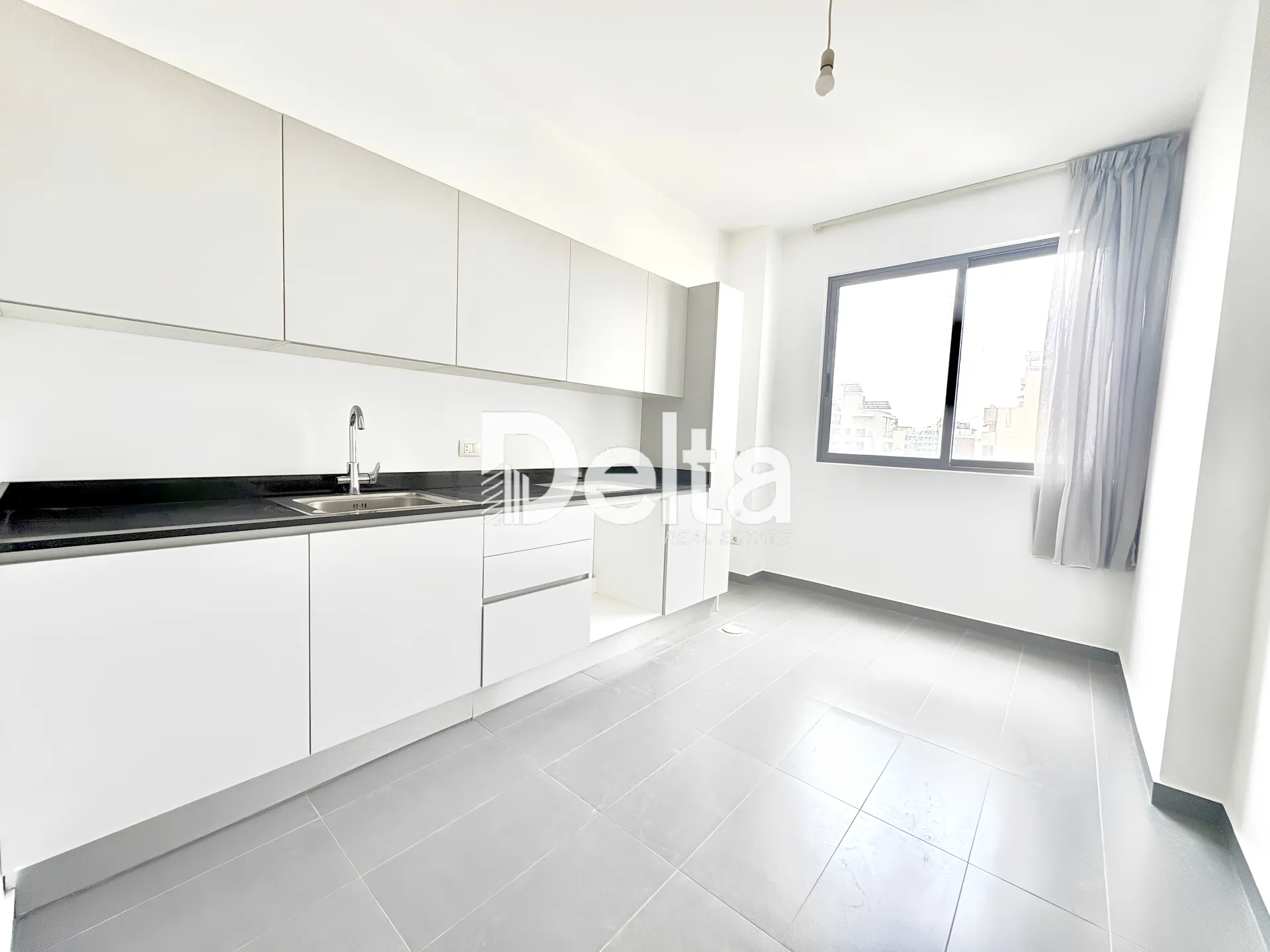 Apartment for rent in Sakiet el janzeer, beirut, lebanon