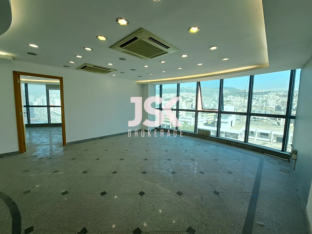 Office for rent in Baouchriyeh