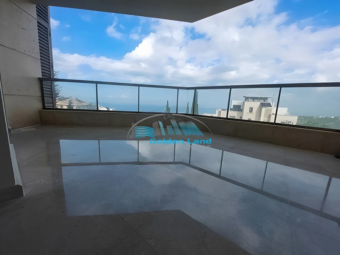 Apartment for Rent in Mazraat Yachoua, Lebanon - 3 bed, 3 bath