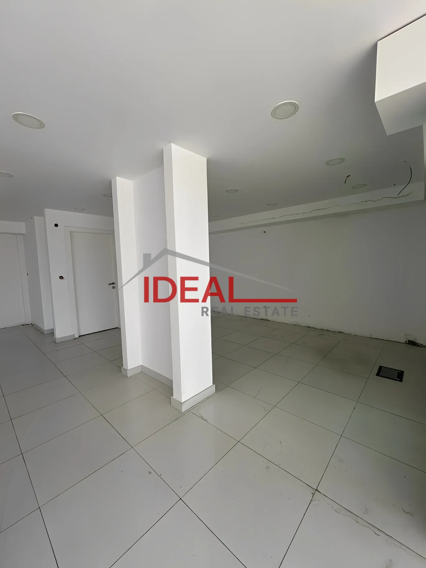 Shop for rent in Aachqout, Lebanon
