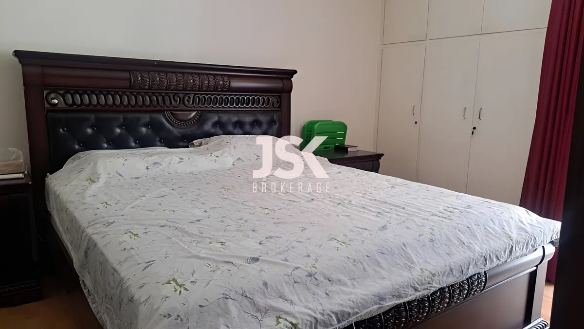 Apartment for Sale in Mar Elias, Beirut, Lebanon