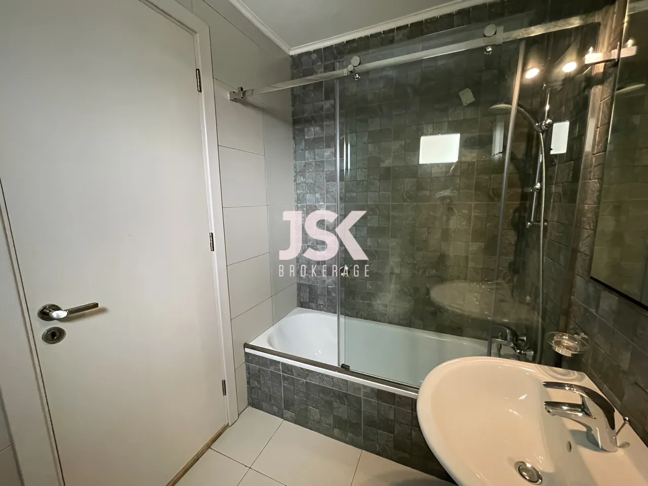 Apartment for Rent in Achrafieh