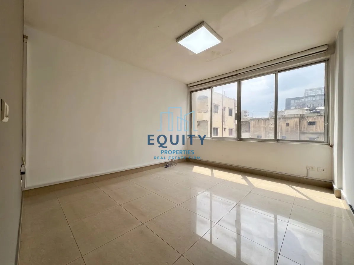 Office for rent in Jal el Dib
