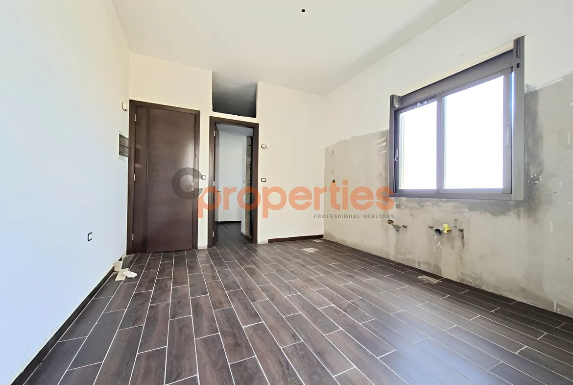 Apartment for Sale in Halat