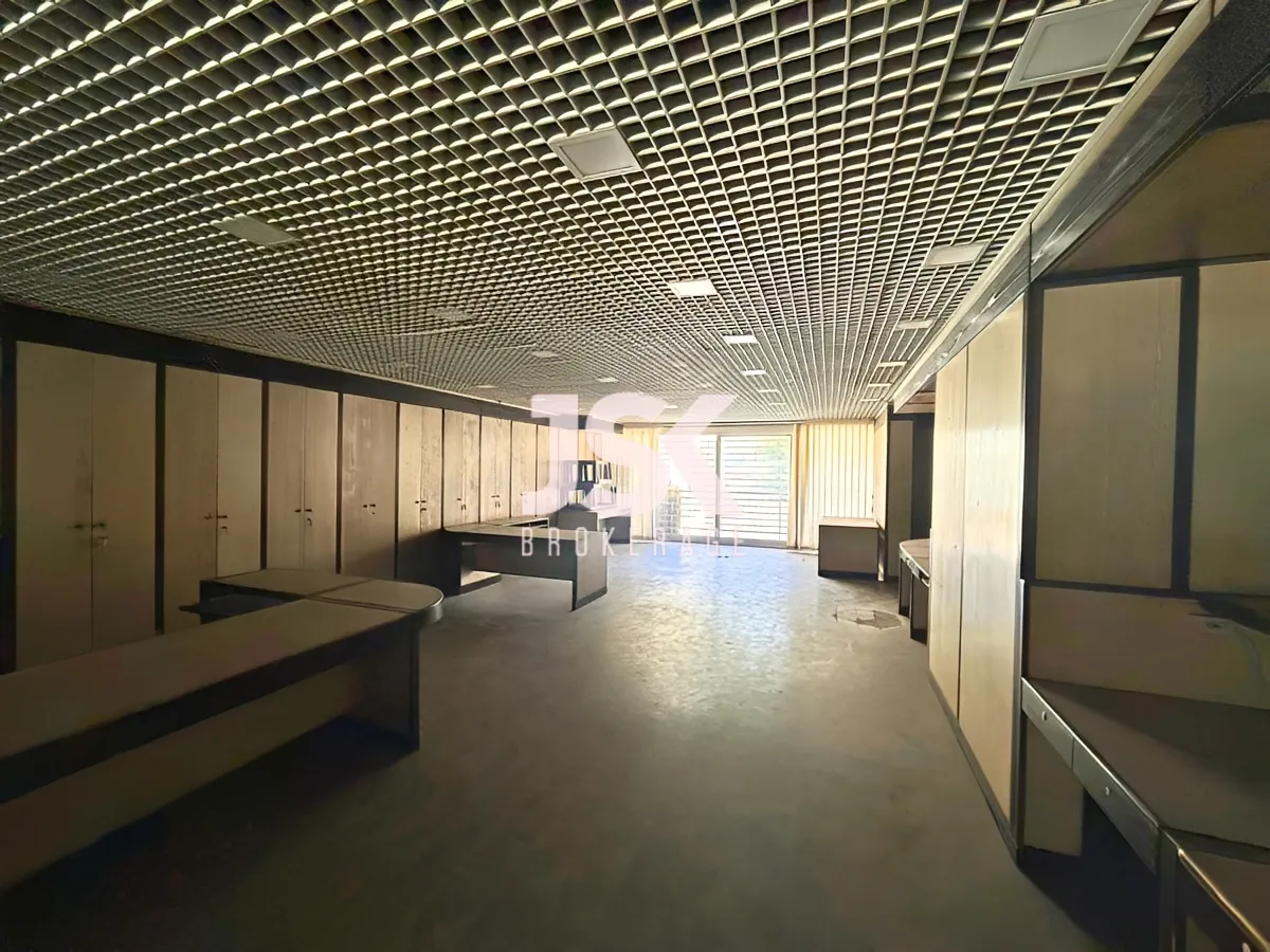Office for Sale in Badaro