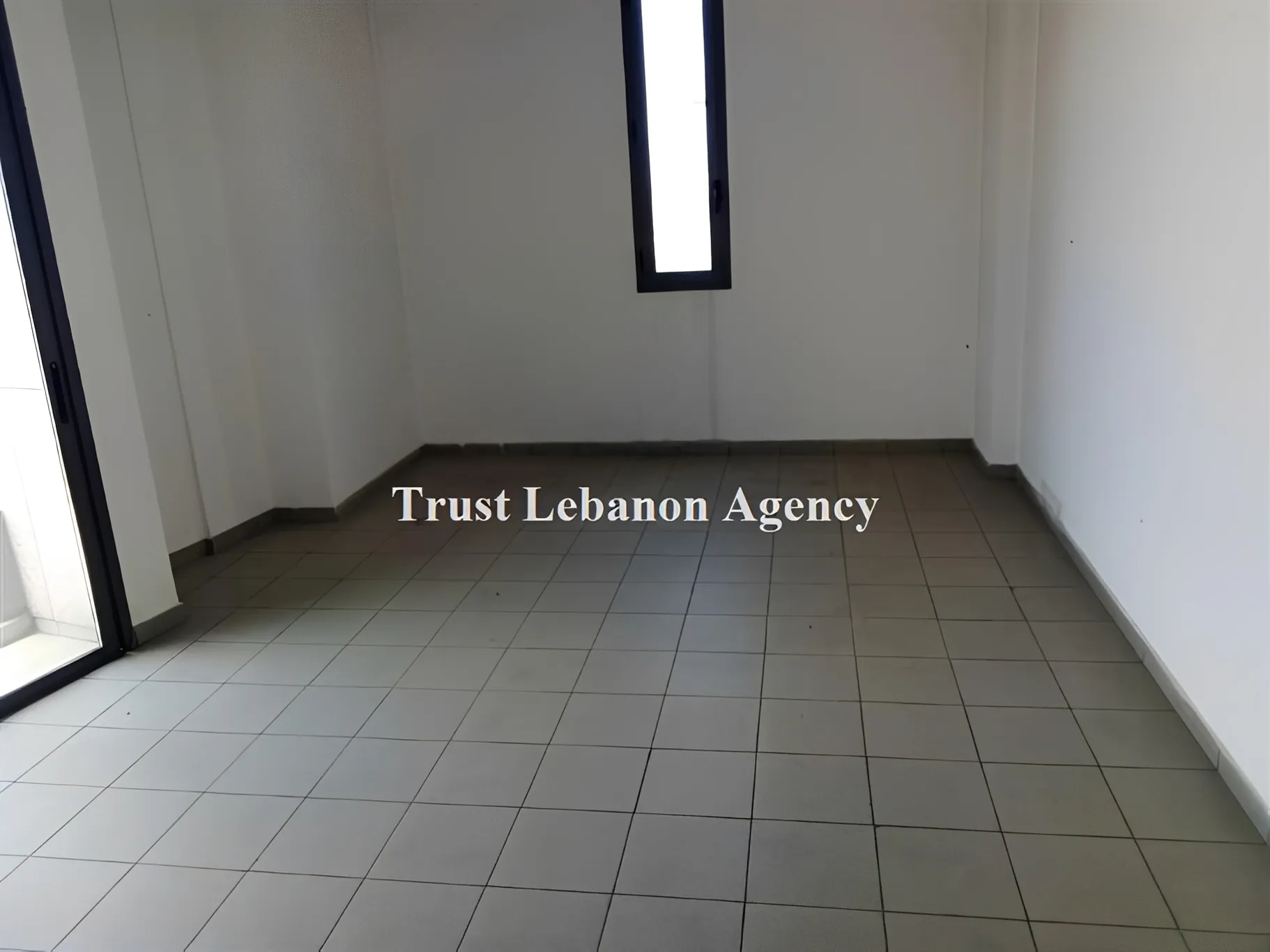 Office for rent in Baabda, Hazmieh