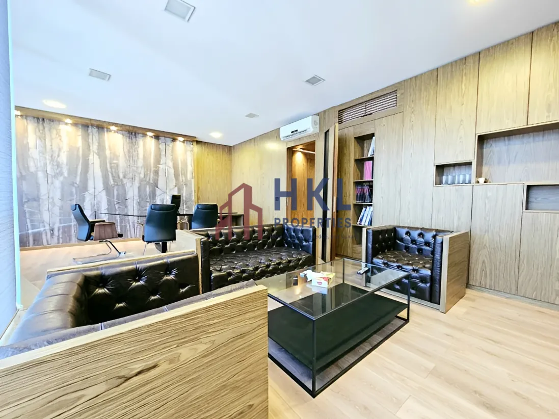 Office for rent in Sin El Fil, Lebanon