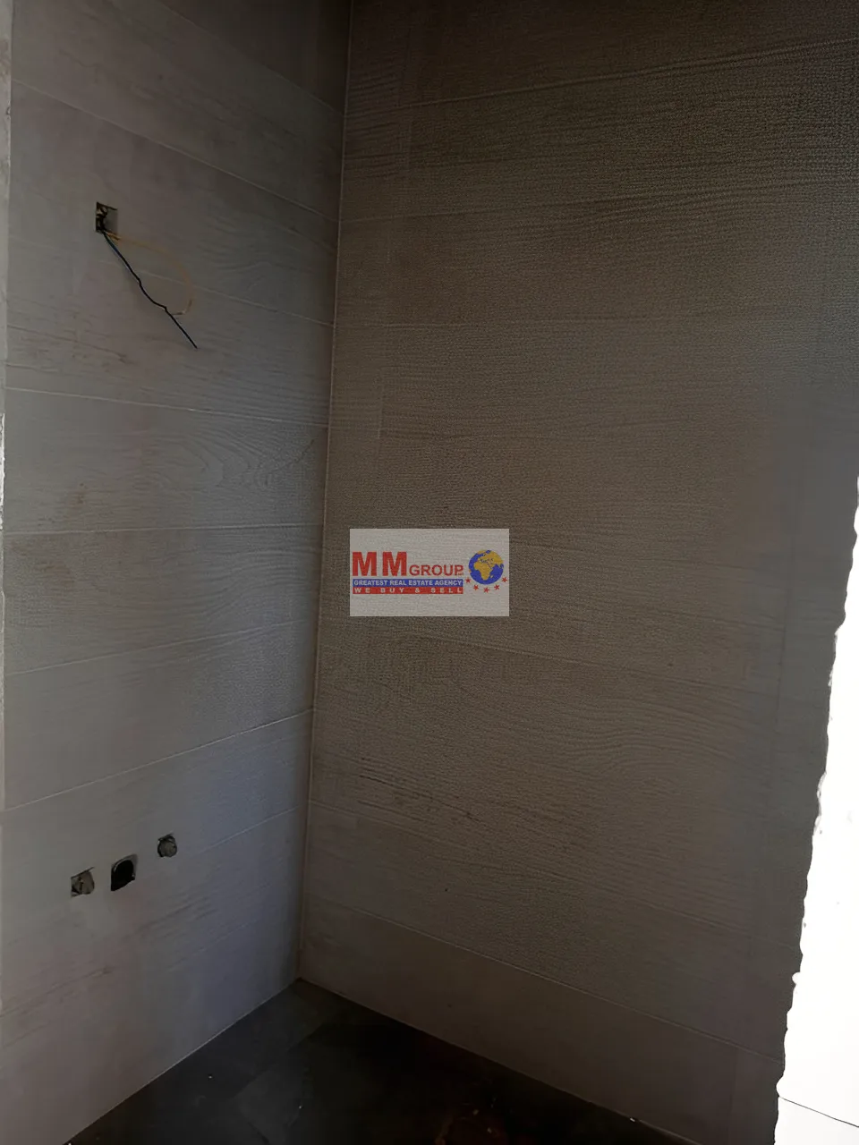 Duplex for Sale in Al Oyoun - 3 bed, 5 bath