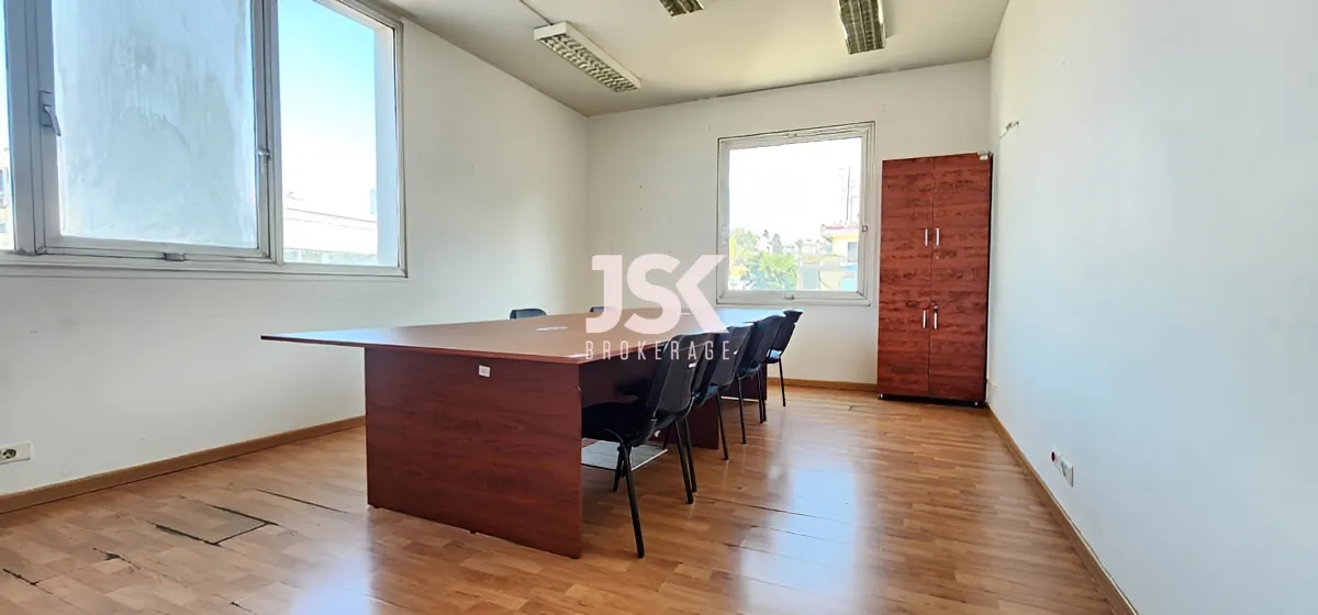 Office for rent in Hazmieh